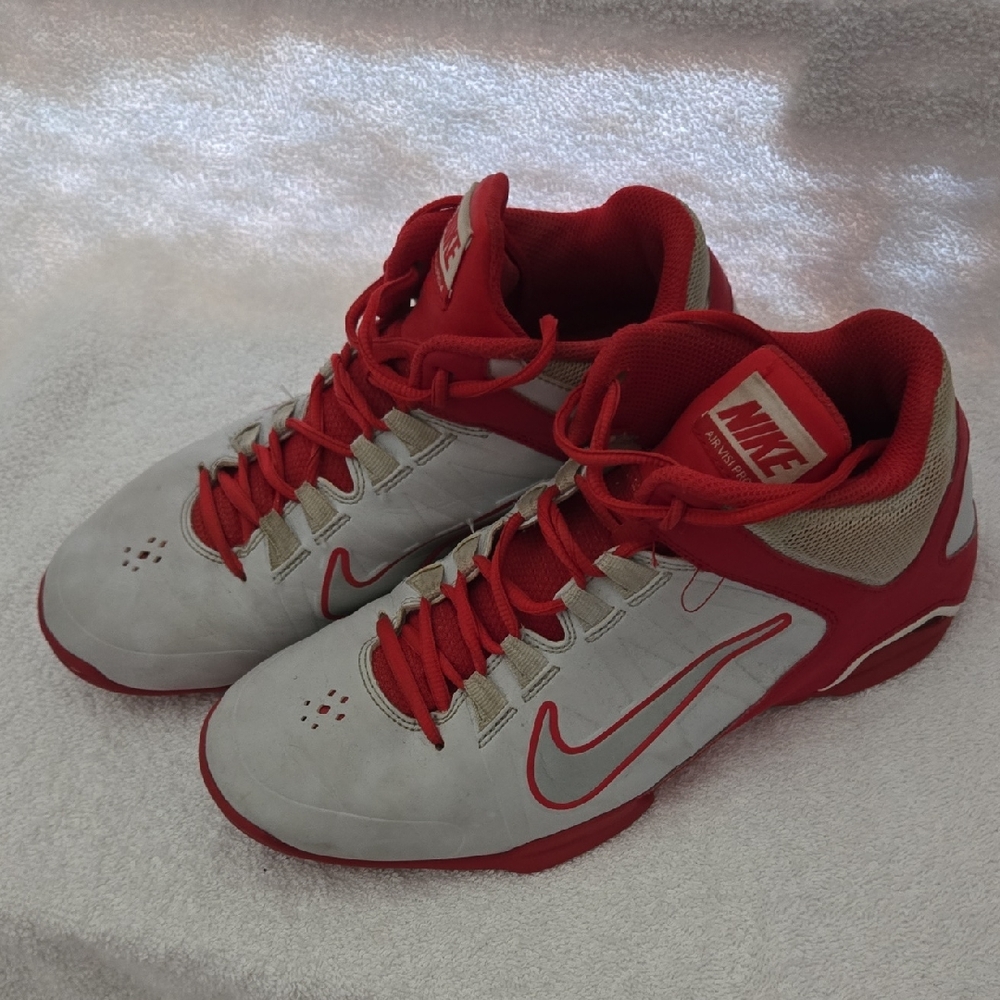 Used Nike Women's Red and Gray Basketball Shoes Size 9
